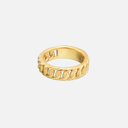 Aliyah Ring – Modern Simplicity