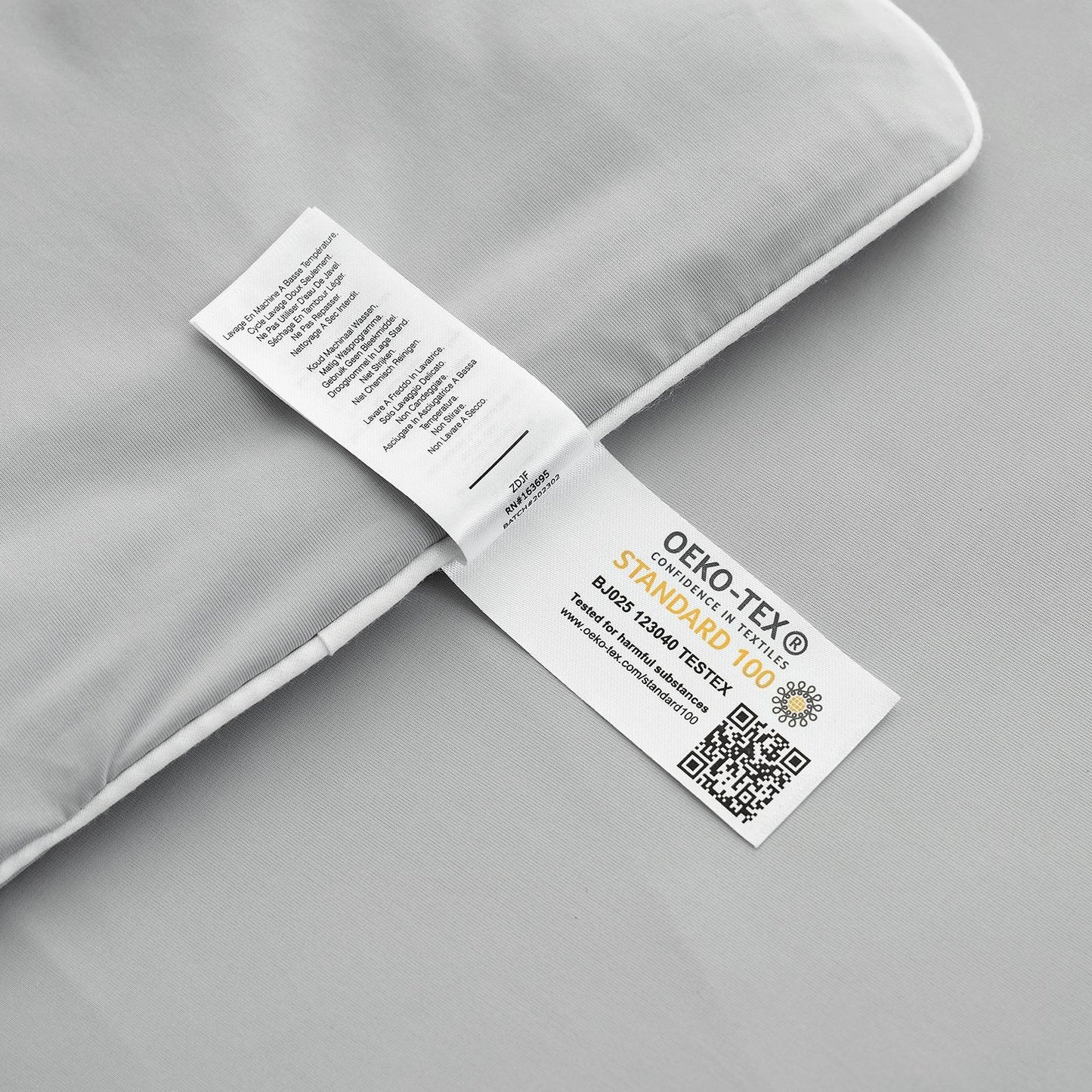 Lightweight Cooling Comforter